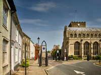 V12C18  St Mary's Church, Honey Hill and Crown Street, Bury St Edmunds, Suffolk, UK