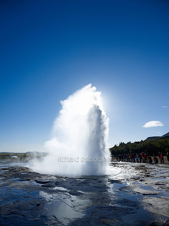 V6L41  Strokkur Geyser Erupting, Geysir, Iceland