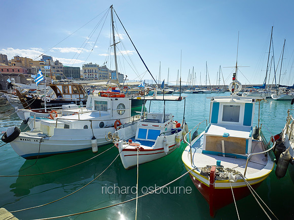 V8L16  Heraklion Harbour, Crete, Greece