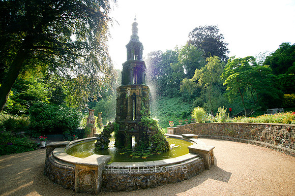 L1G10 Victorian Garden