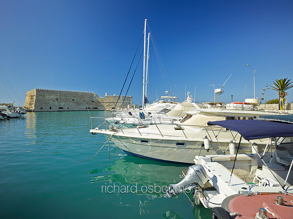 V8L17  Heraklion Harbour, Crete, Greece